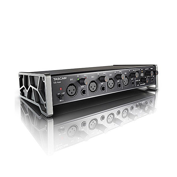 타스캠 TASCAM US-4x4-CU 오디오 인터페이스