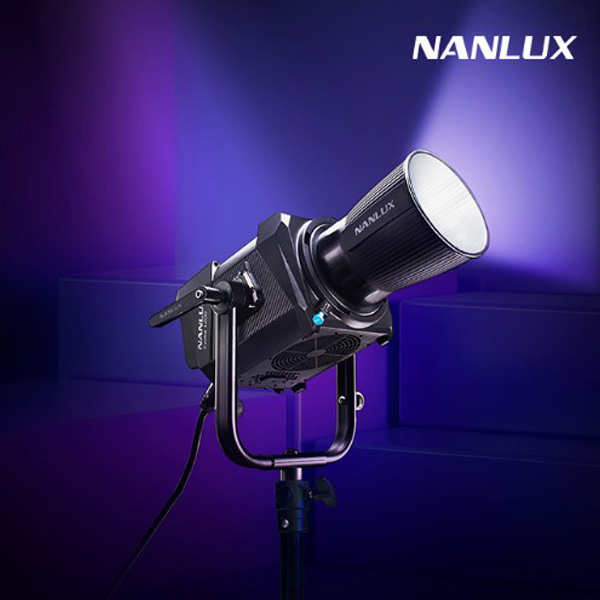 [NANLUX] 난룩스 Evoke1200 이보크1200w 스팟 LED 조명